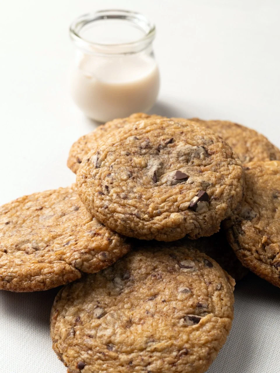King Arthur's Supersized, Super-Soft Chocolate Chip Cookies — TBLSPOON